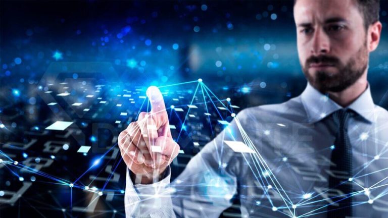 Se antes da pandemia de Covid-19 já vivíamos em um mundo conectado, o salto digital entre 2020 e 2021 acelerou todas as estimativas sobre a produção e troca de dados cibernéticos